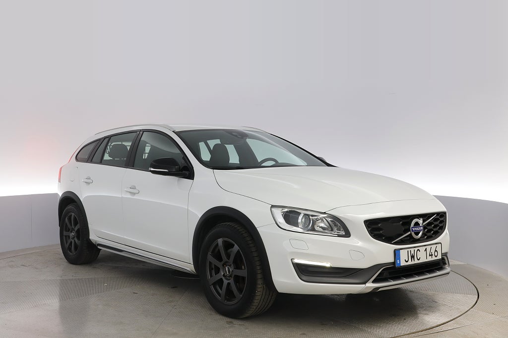 Volvo V60 Cross Country D4 AWD Summum Ny kamrem V-HJUL