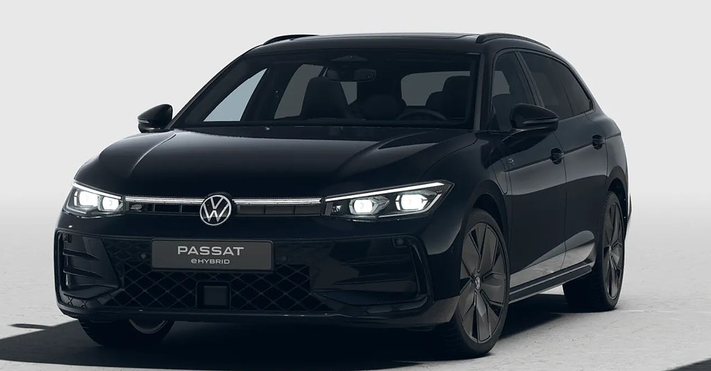 Volkswagen Passat R-Line Black Edition*PRIVATLEASING* Begränsat antal