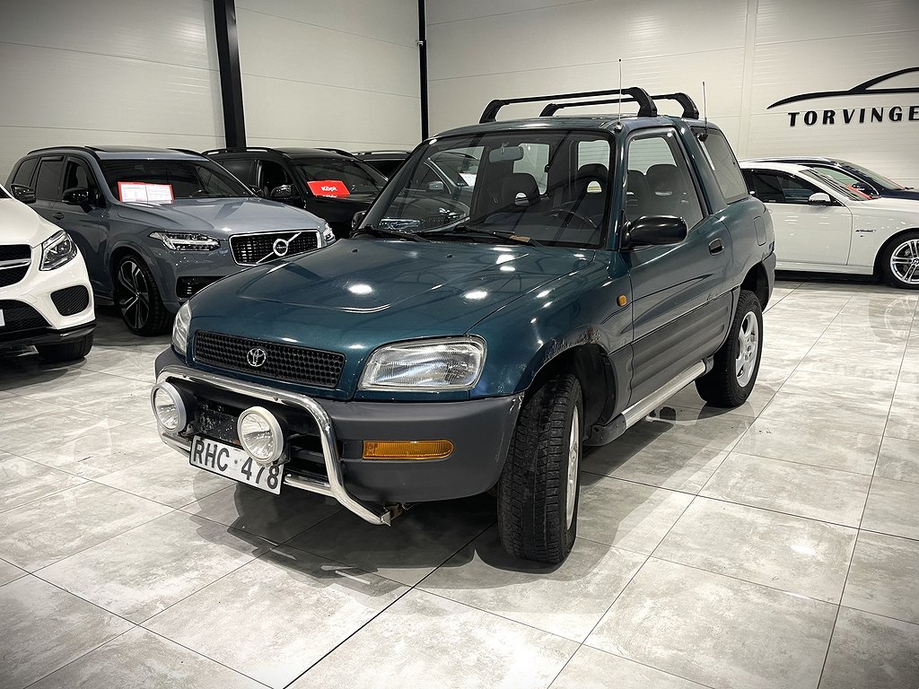 Toyota RAV4 3-dörrar / 2.0 4WD / Taklucka / Drag / 