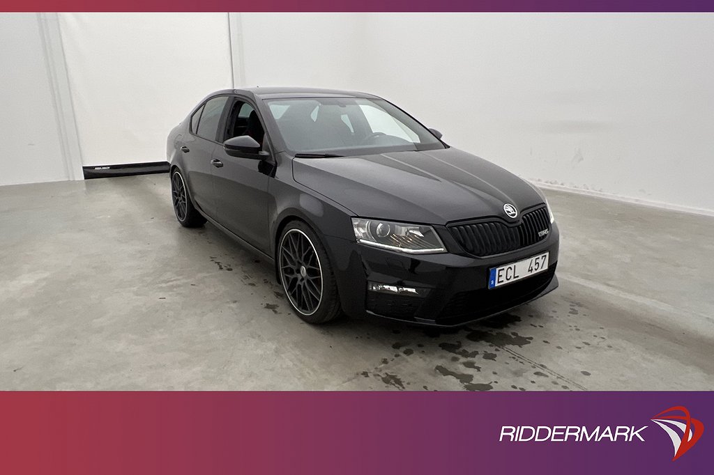 Skoda Octavia RS 2.0 TSI 220hk Canton Sensorer