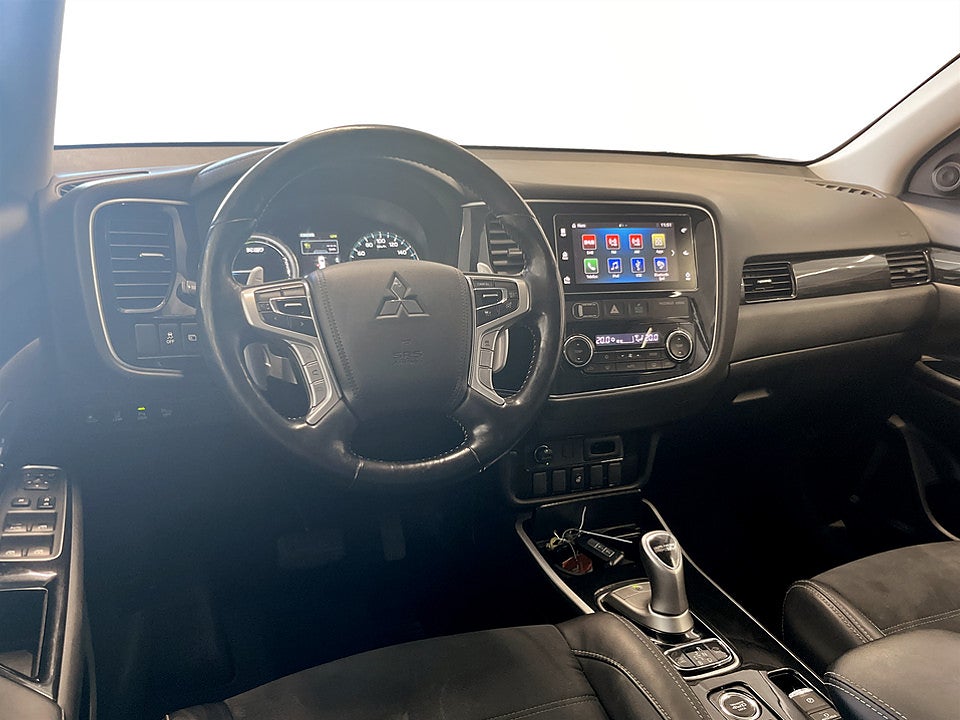 Bild på Mitsubishi Outlander 2.0 Plug-In Hybrid 4WD PHEV B 203hk