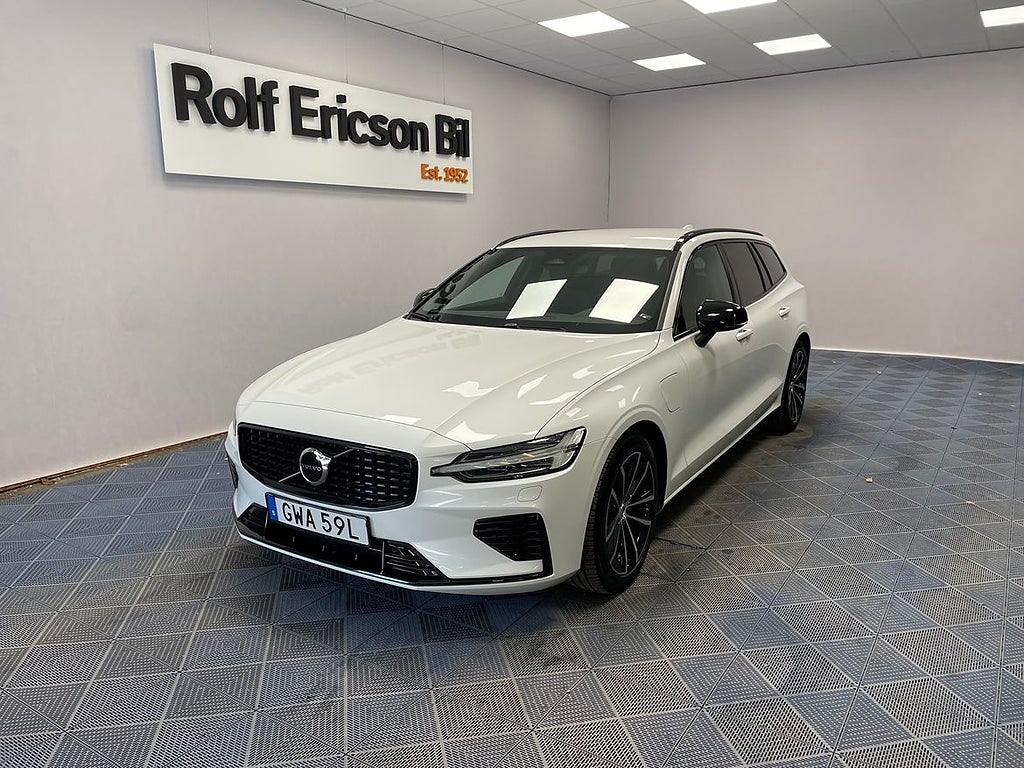 Volvo V60 T6 Plus Dark Edition