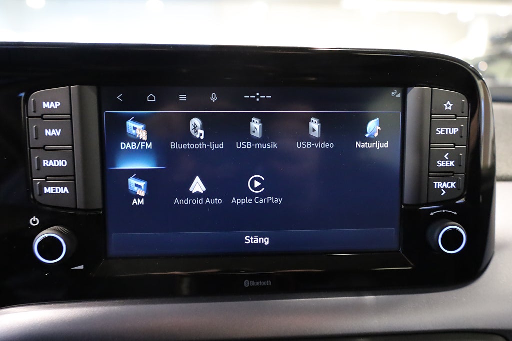 Hyundai i10 1.0 Kamera CarPlay Rattvärme Leasbar 2025