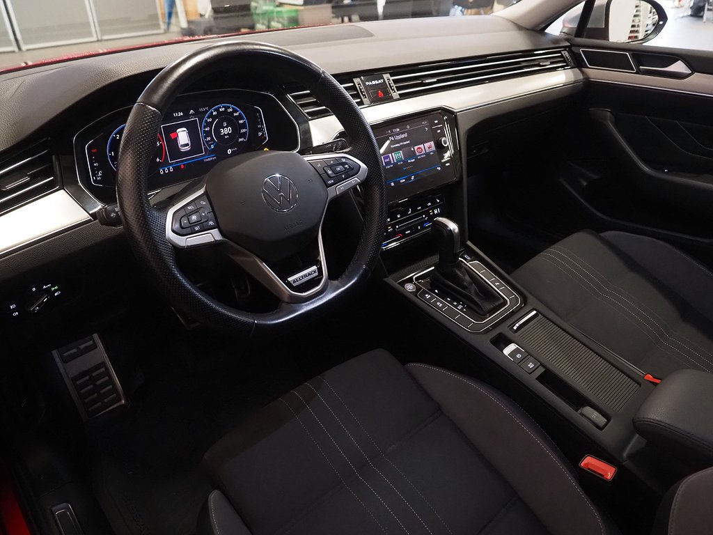 Volkswagen Passat Alltrack TDI 200hk 4M Drag|D-värm|Cockpit 2022