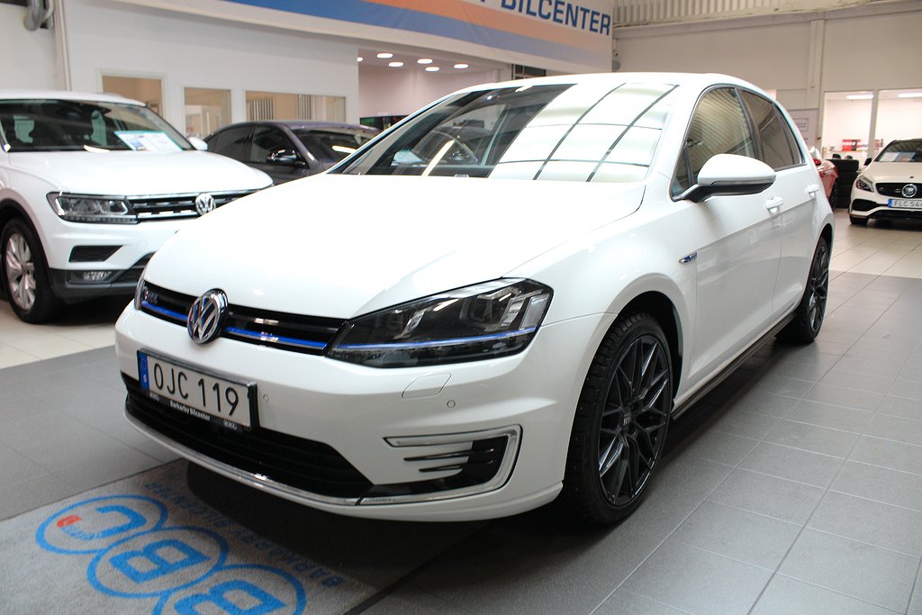 Volkswagen Golf GTE 1.4 TSI 204hk Automat / 