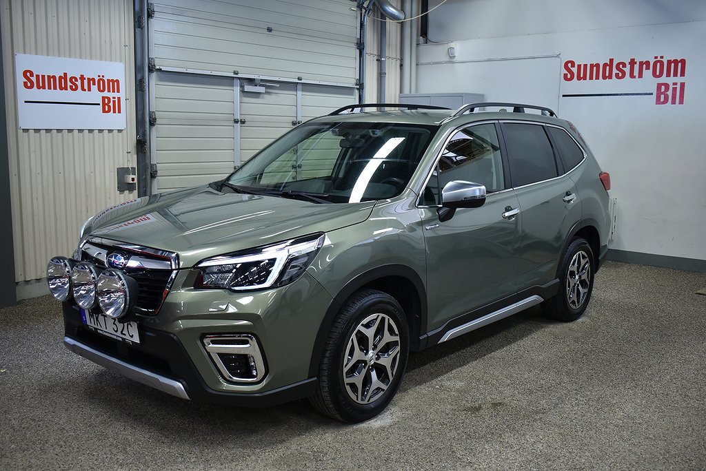 Subaru Forester 2.0i e-Boxer XFuel Active Drag/Kamera AWD Aut  