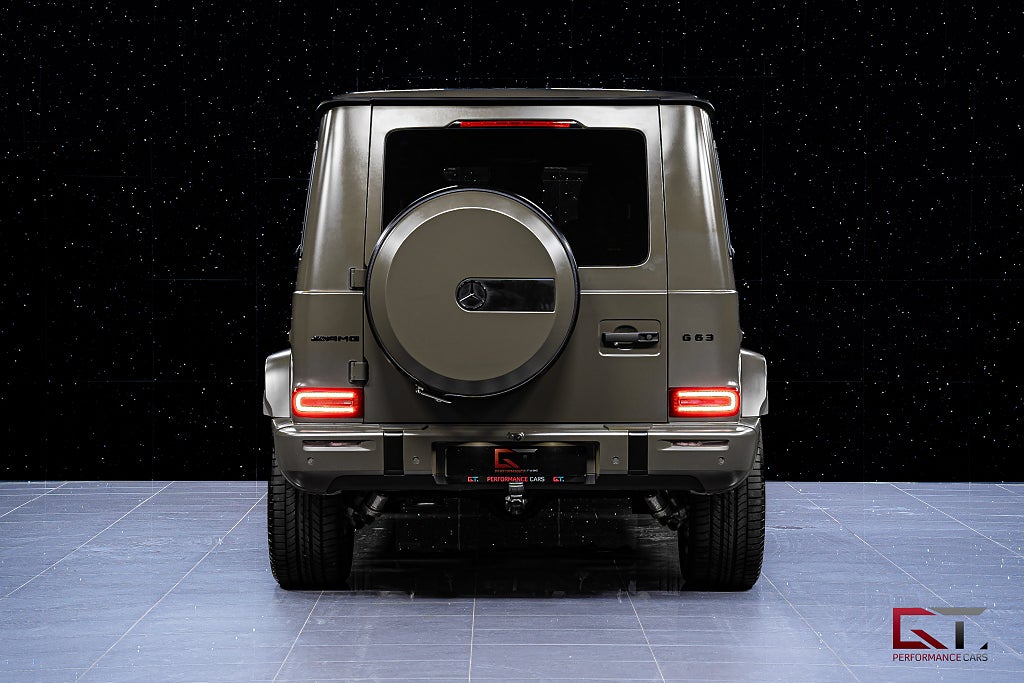 Mercedes-Benz G63 AMG 2025 MOMS MANUFAKTUR Tv 22" Kolfiber Nightpackage