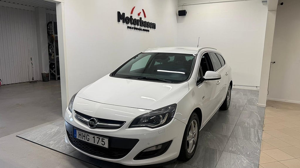 Opel Astra Sports Tourer 1.4 Turbo | Ny servad | Ny besiktad