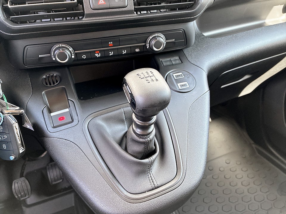 Bild på Citroën Berlingo + 100hk L2 - EDITION! VÄRMARE & DRAGKROK INGÅR!