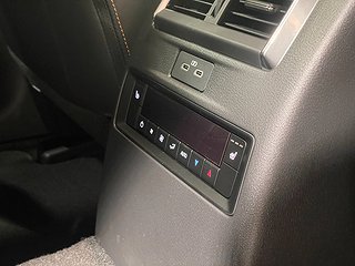 SUV Mazda CX-80 5 av 12