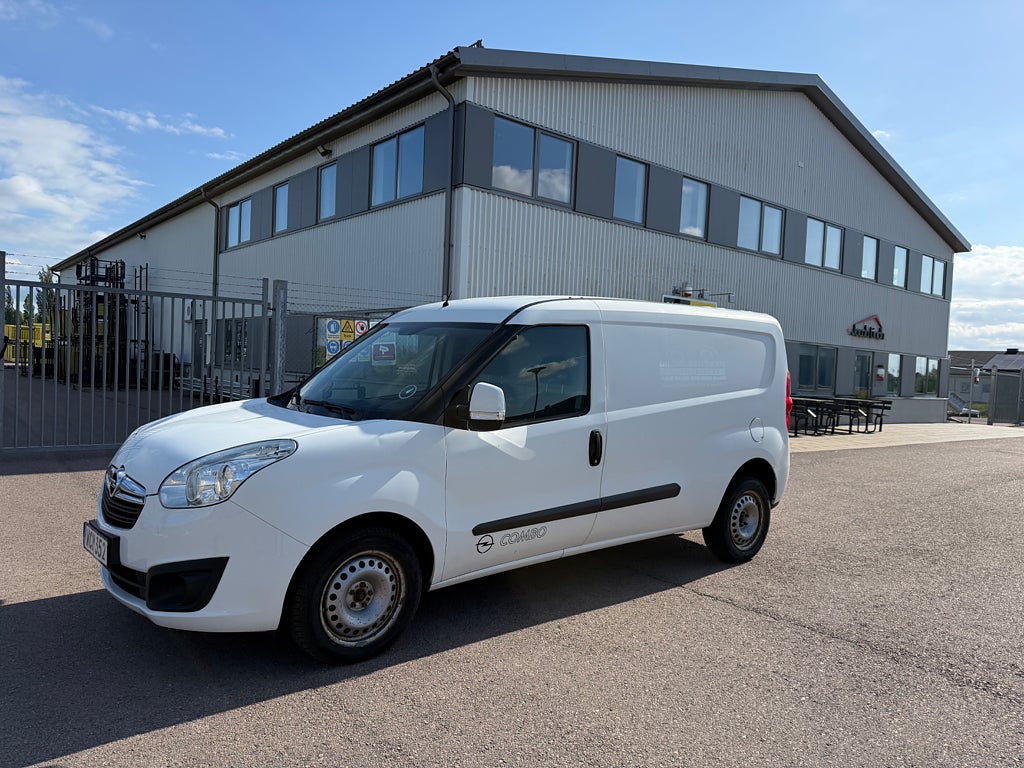 Opel Combo Van 2.4t 1.3 CDTI Ny servad  SKÅPBIL