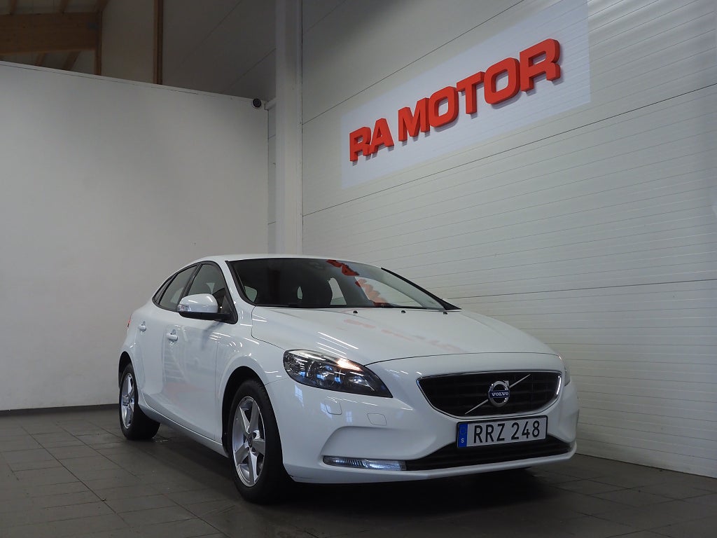 Volvo V40 T2 122hk Kinetic | Farthållare | Bluetooth | 2016