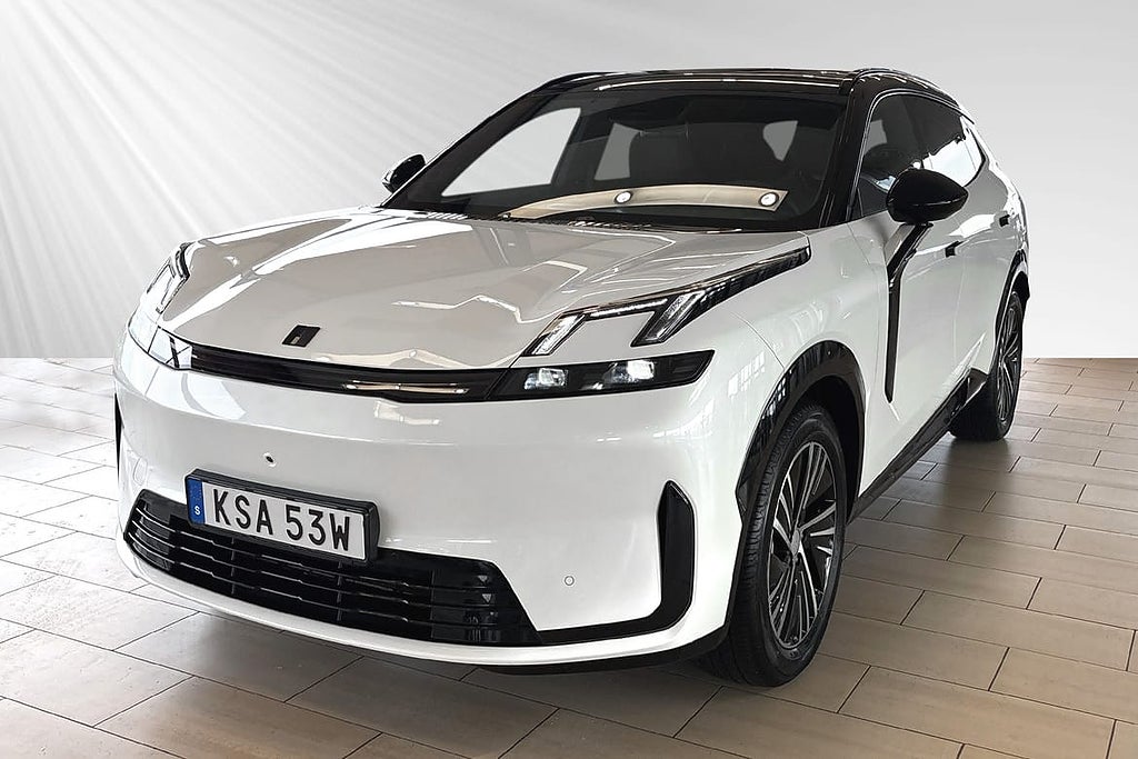 Lynk & Co 08 Core PHEV KAMPANJ PRIVATLEASING 24MÅN