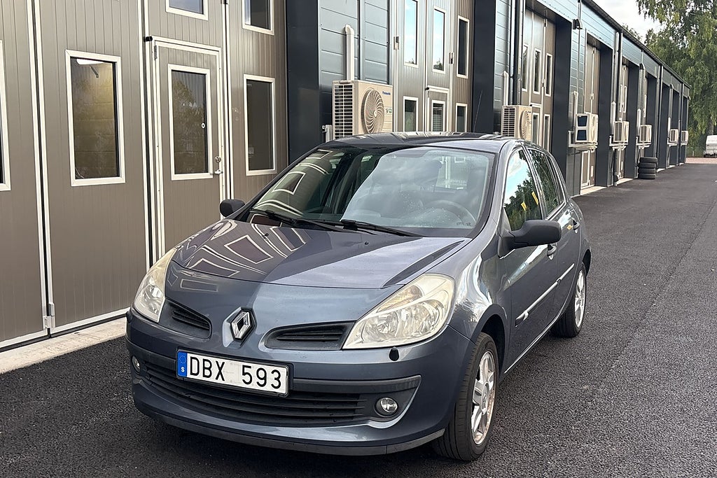 Renault Clio 5-dörrars Halvkombi 1.2 Euro 4