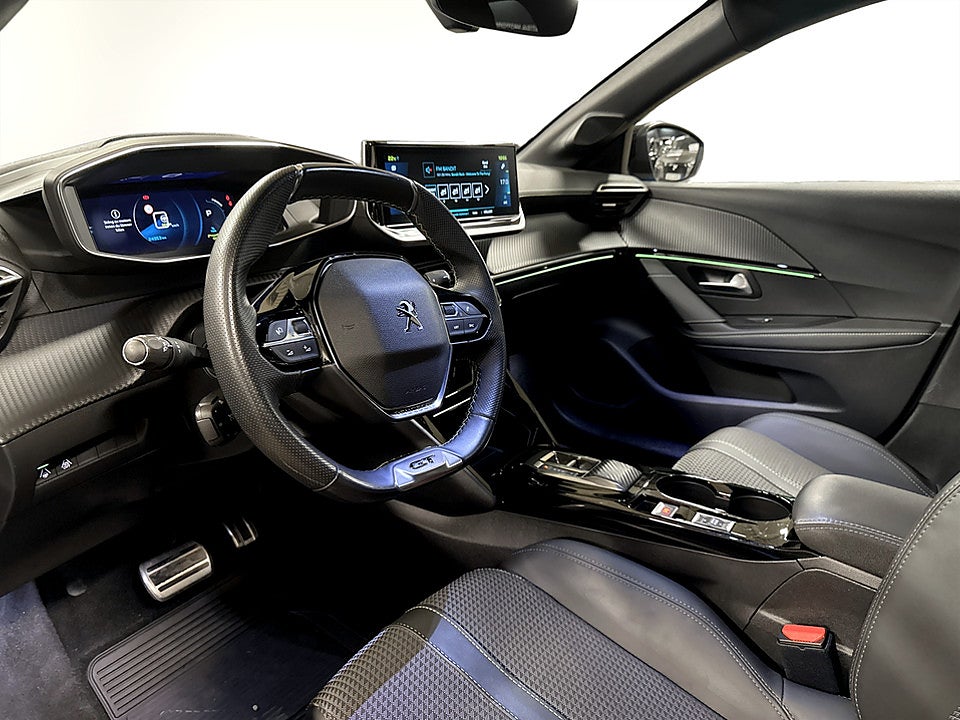 Bild på Peugeot E-208 GT 50kWh 136hk Aut NAV B-KAMERA CARPLAY