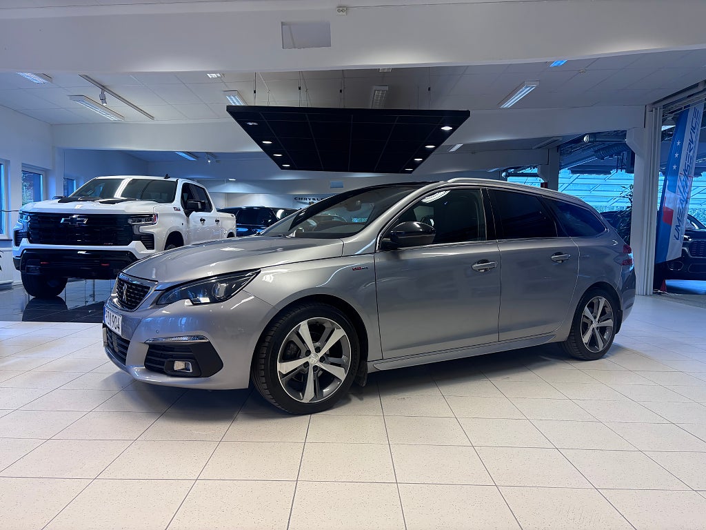 Peugeot 308 SW GT-Line 1.2 e-THP 130hk *2,95% RÄNTA*