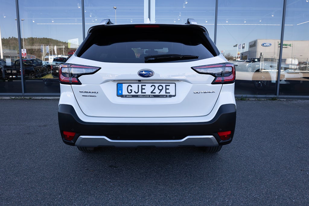 Subaru Outback 2.5 4WD XFuel Touring Läder Nyservad LÅG SKATT