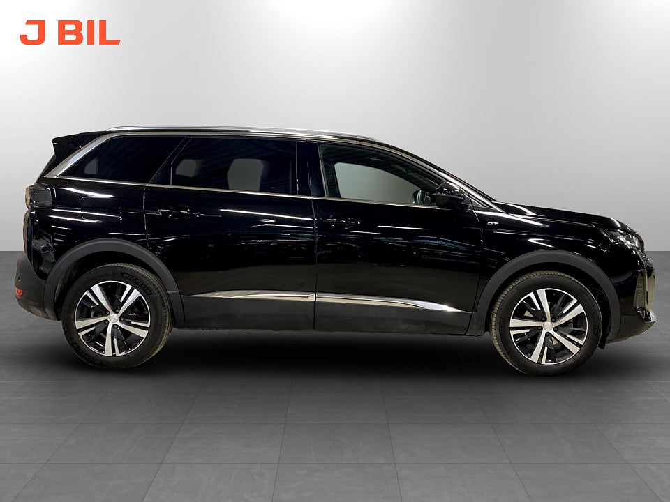 Bild på Peugeot 5008 GT 1.2 PT 130hk Aut 7-SITS B-KAMERA CARPLAY