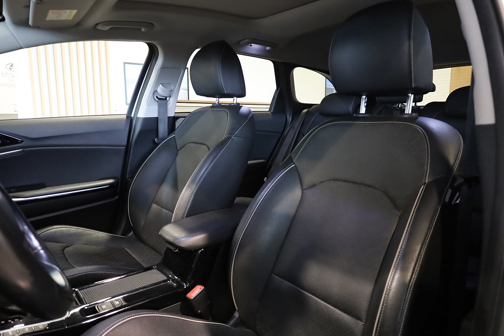 Kia Ceed Sportswagon Plug-in Hybrid Advance Plus 2 Pano Navi