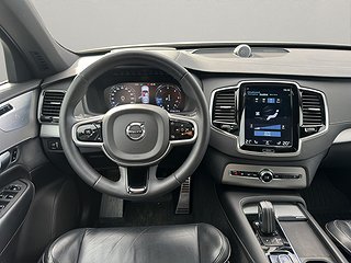 SUV Volvo XC90 4 av 4