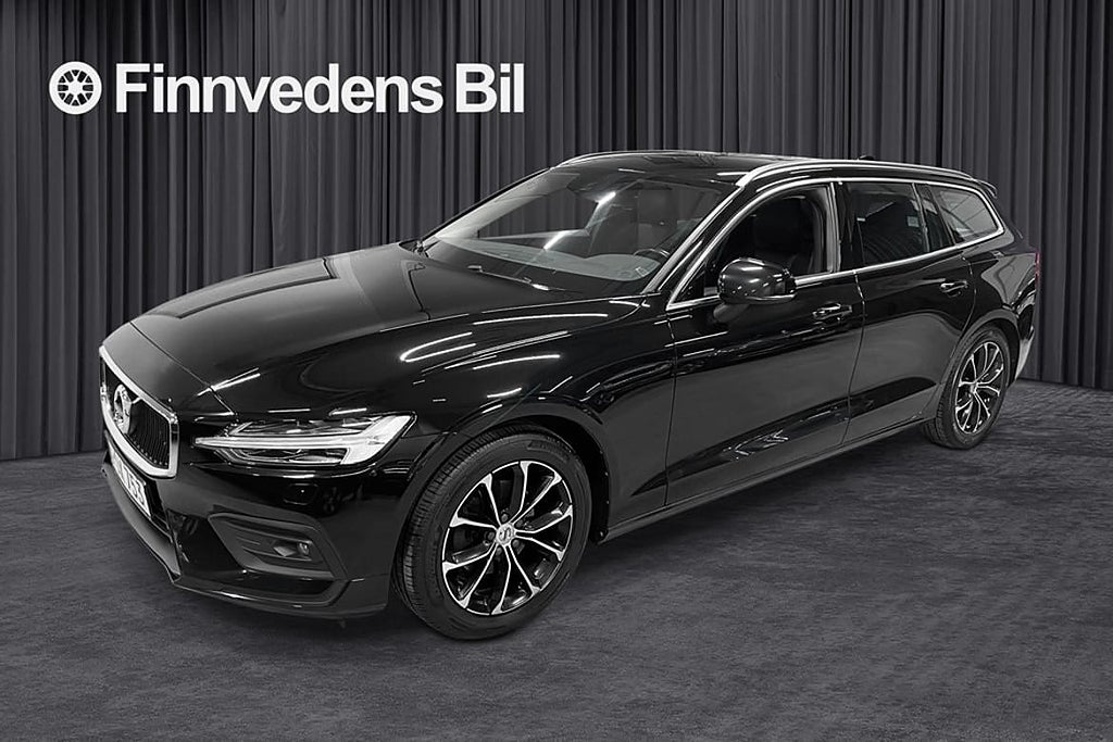 Volvo V60 D4 MomAdv*NAV/DRAG/KAMERA/S&V-HJUL*
