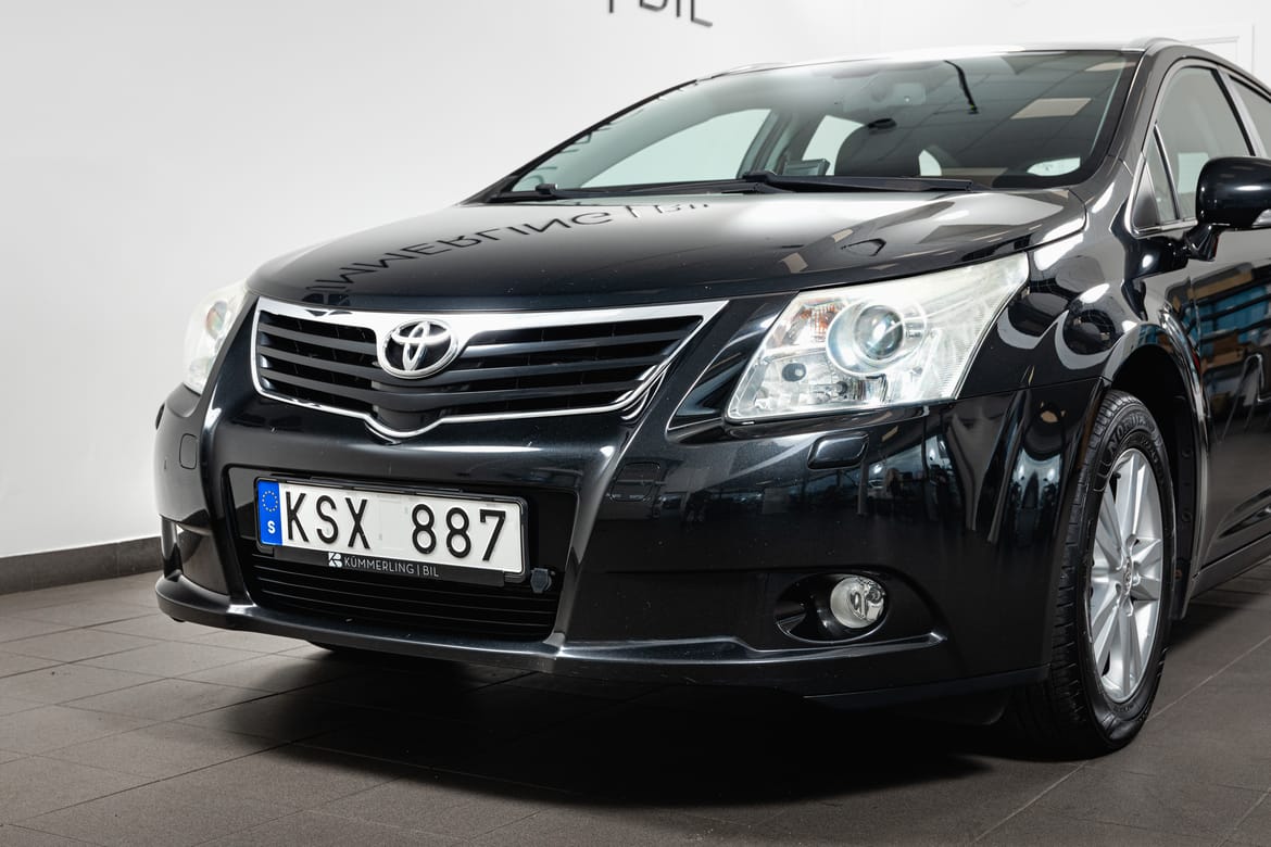 Toyota Avensis 1.8 Automat 147hk 2010, bild 6/86