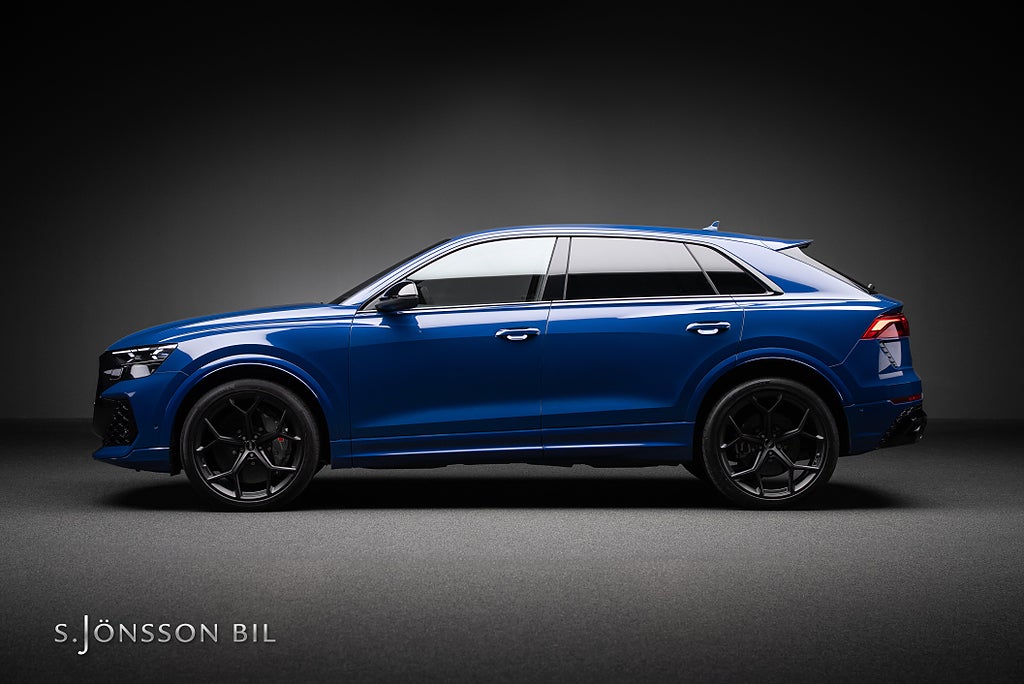 Audi RSQ8 Performance Facelift / 640 hk