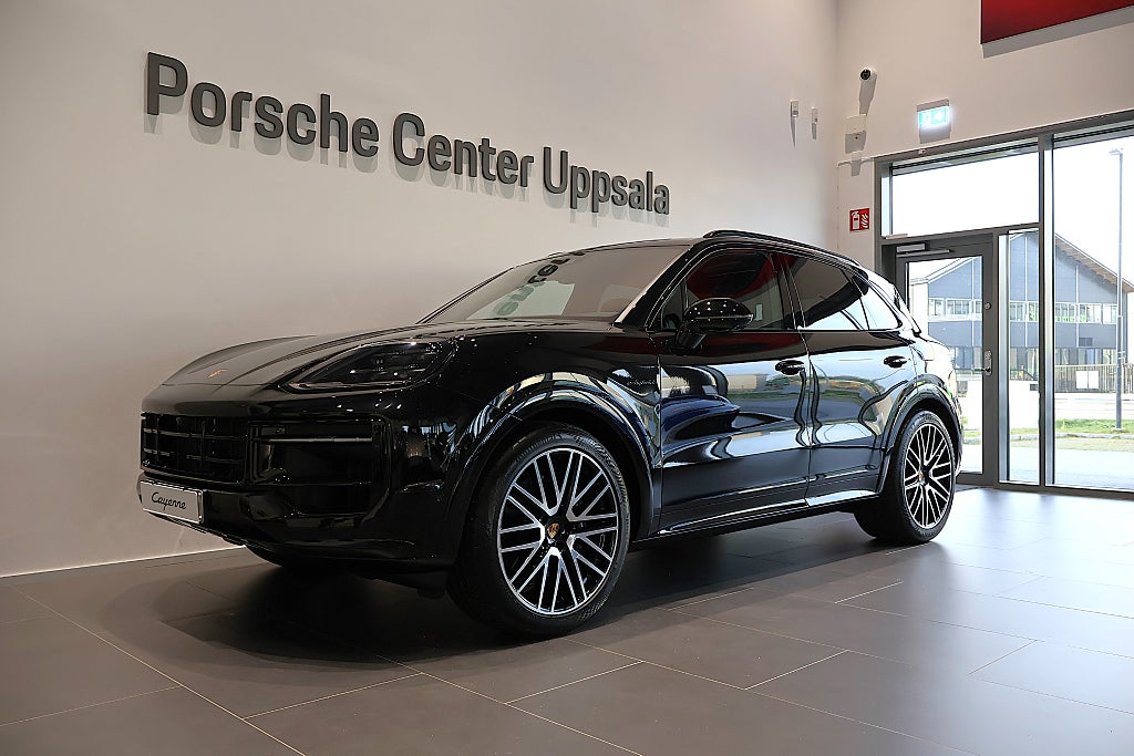 Porsche Cayenne E-Hybrid Black Edition