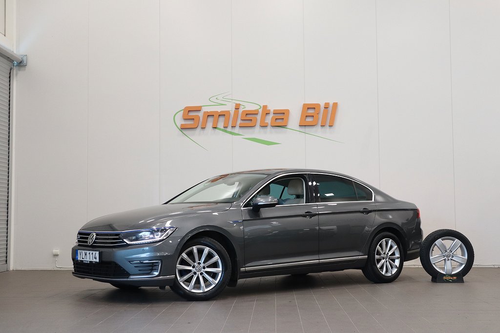 Volkswagen Passat GTE Plug-in Executive DRAG LÄDER MOMS 218hk