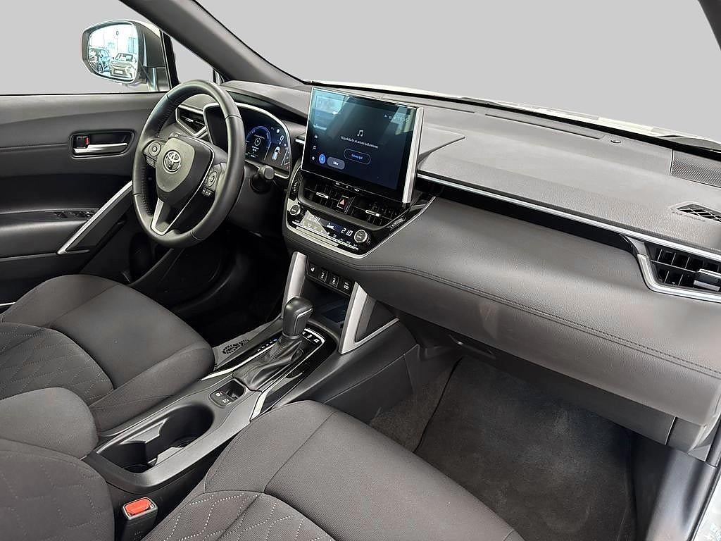 Toyota Corolla Cross 2023 - miniatyr 7