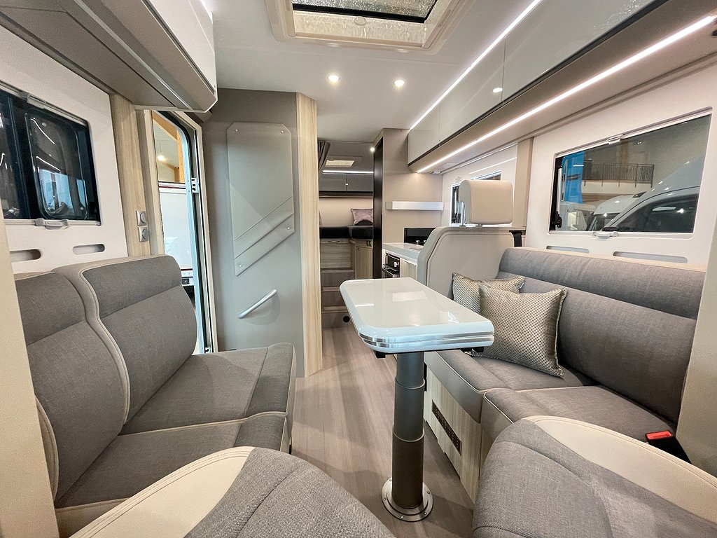 Adria Compact Supreme DL /B-körkort/Automat/Låg skatt/180hk/ - Adria