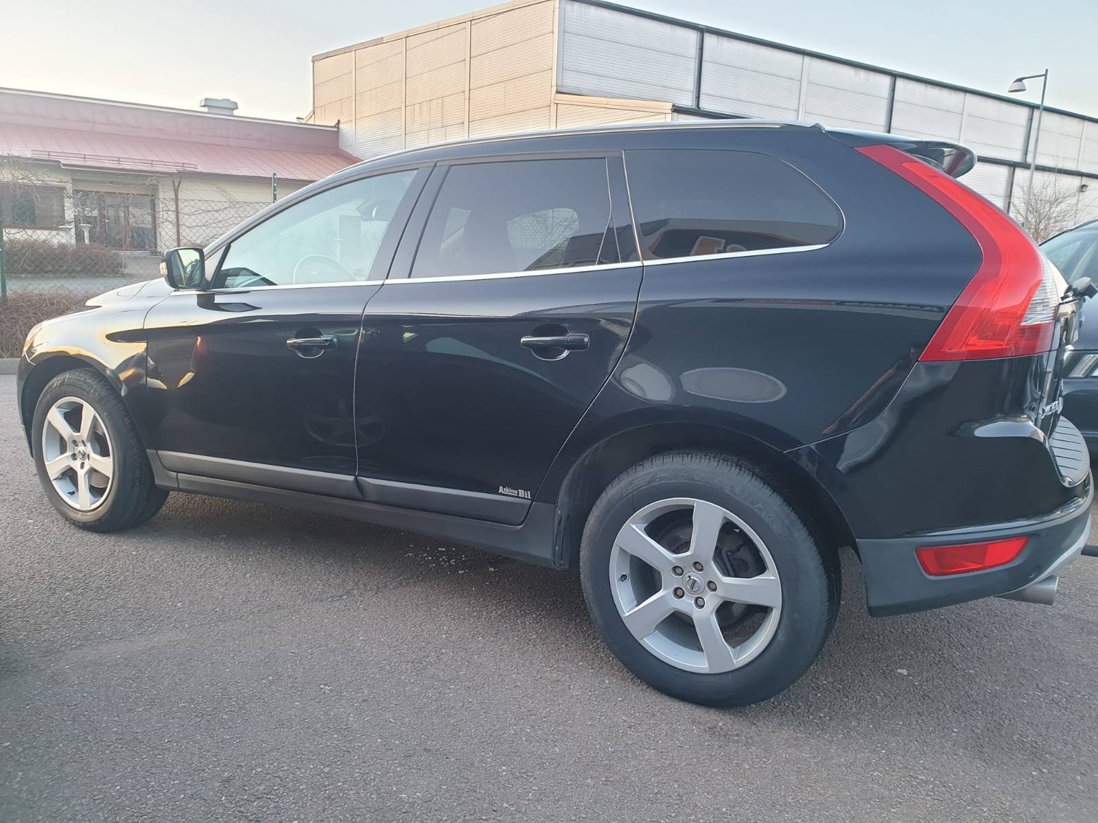 Volvo XC60 D5 AWD Automat Summum 185hk 2009, bild 4/40