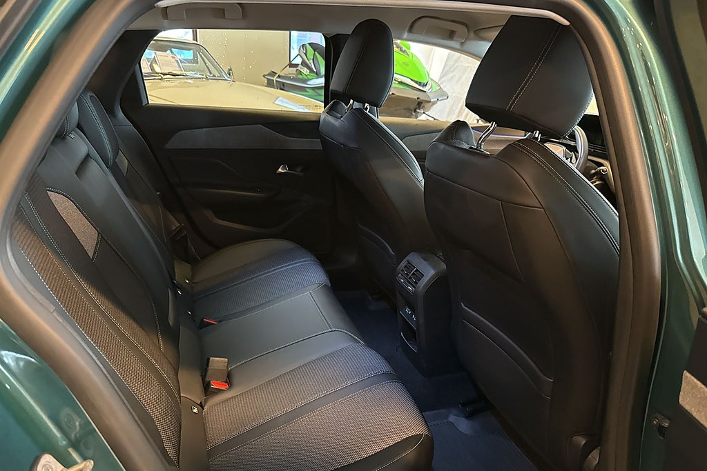Peugeot 308 SW Plug-In Hybrid 180 EAT Allure P-värm Kamera Moms  miniatyr 15
