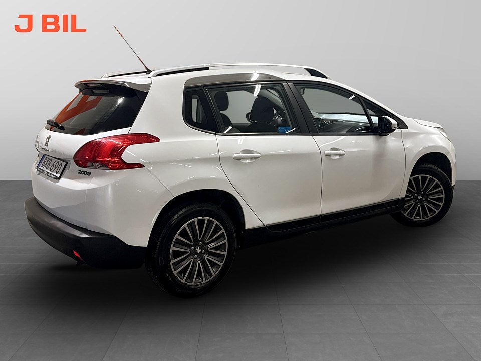 Bild på Peugeot 2008 Active 1.2 PT 110hk - FARTHÅLLARE, LÅG SKATT!