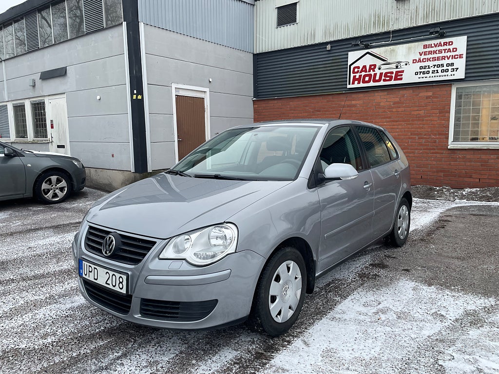 Volkswagen Polo 5-dörrar 1.4 Comfortline Euro 4/ny kamrem/ränta 1,95%