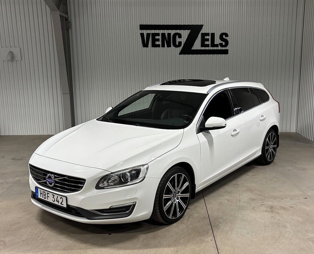 Volvo V60 D4 Summum Taklucka GPS Värmare BLIS VOC Rattvärme