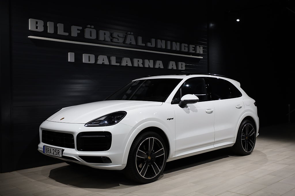 Porsche Cayenne E-Hybrid Platinum Edition SportDesign 462hk