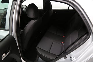 Halvkombi Kia Picanto 23 av 24