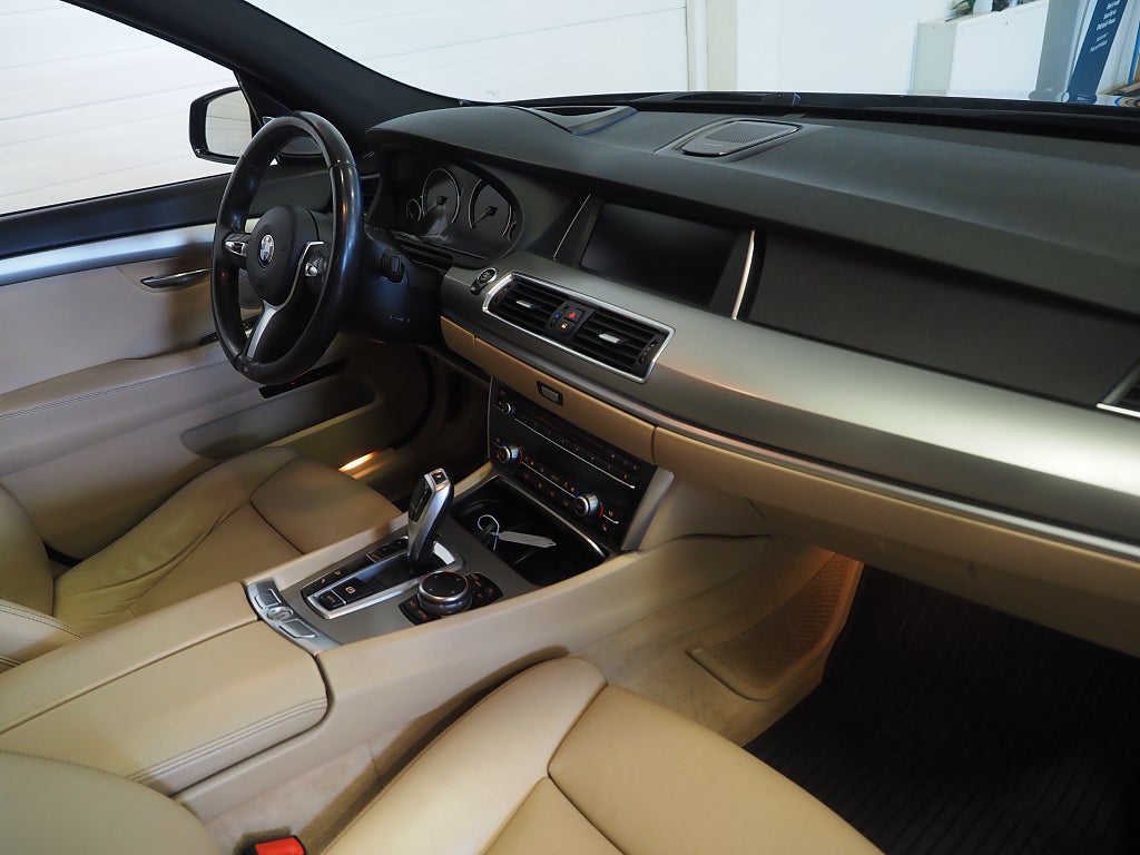 BMW 530 d xDrive Gran Turismo Steptronic M Sport B&O Pano B-Kam 2015