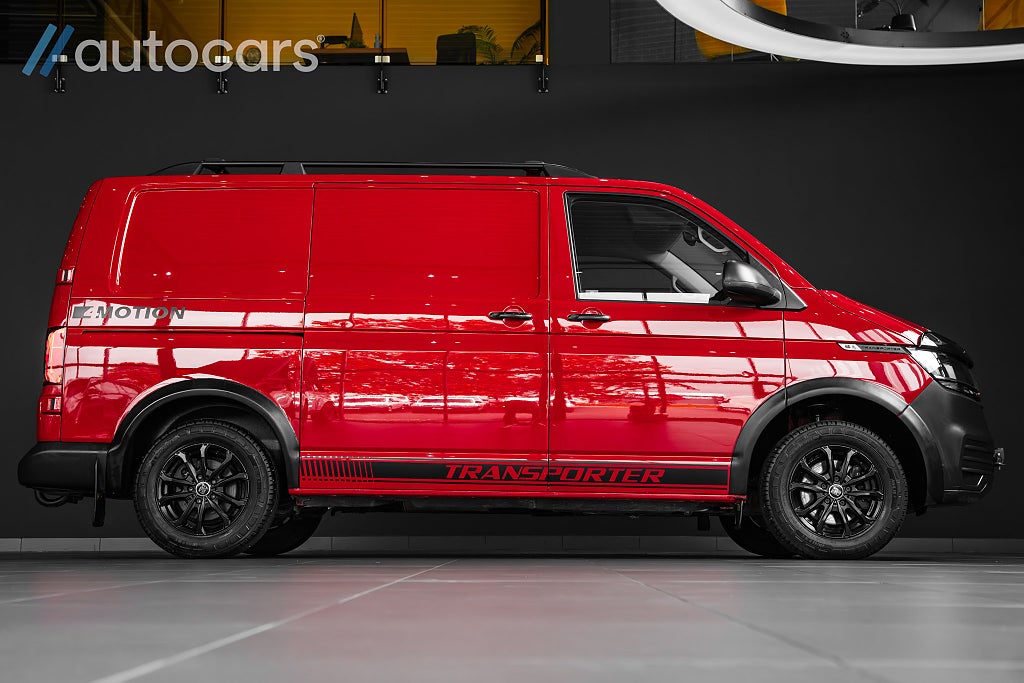 Volkswagen Transporter 4Motion|Leasbar|Dubbelgolv|Cockpit