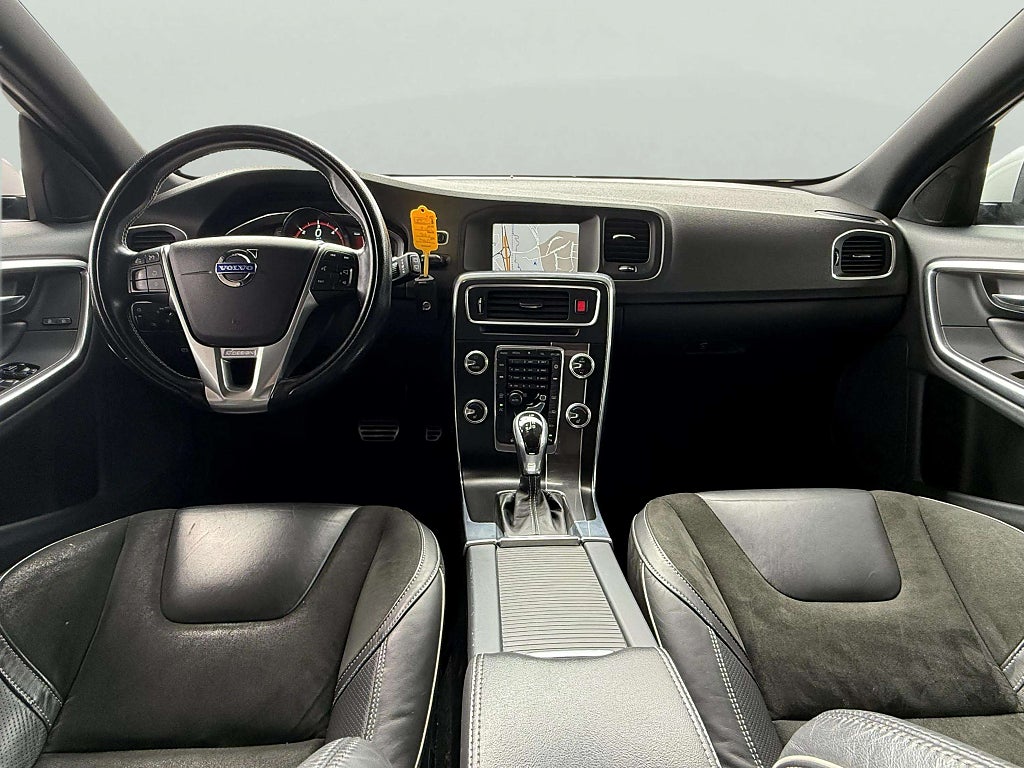 Volvo V60 D4 Geartronic R-Design  - miniatyr 10
