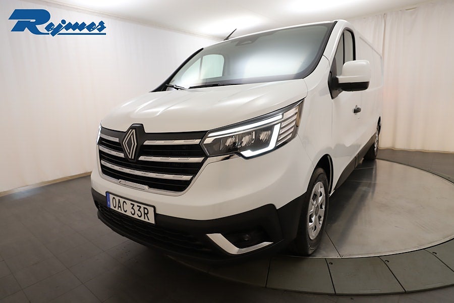 Renault trafic III Skåp PhII Nordic L2H1 150 A (9-växlad) värmare