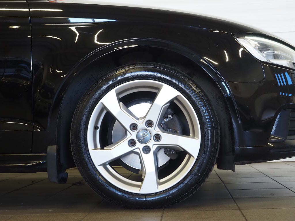 Audi A3 Sedan 1.0 TFSI Comfort Motorvärmare Optikpaket PDC 2017