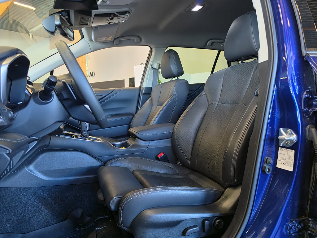 Subaru Outback 2.5 4WD Xfuel Limited Låg skatt Skinn inkl.serviceavtal