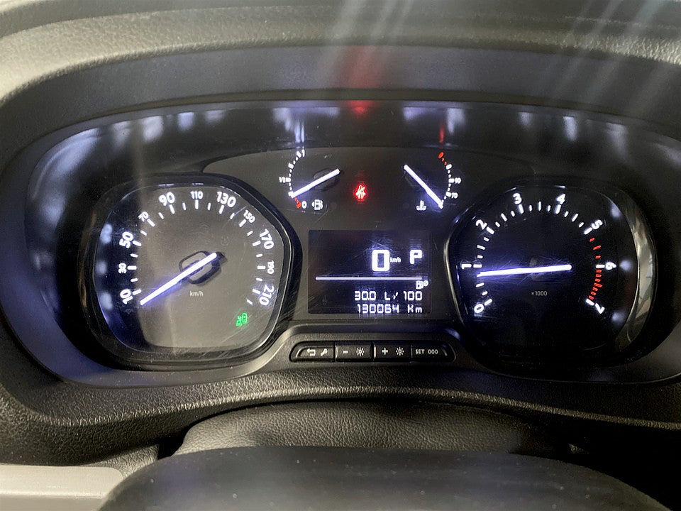 Bild på Citroën Jumpy PRO 2.0 BHDi 180hk Aut L3 DRAG B-KAMERA