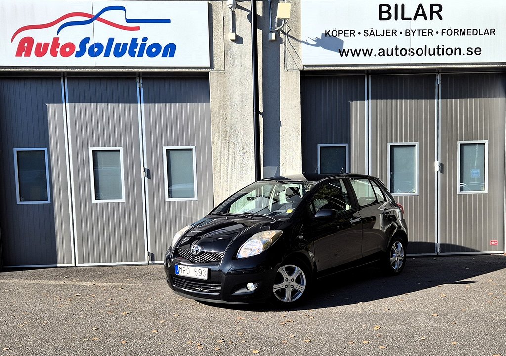 Toyota Yaris 1.33 Dual VVT-i Låga mil|Nyservad & nybesiktad