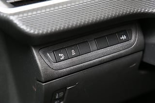 Halvkombi Peugeot 208 12 av 22