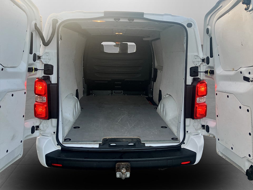 Bild på Peugeot Expert PRO+ 2.0 BlueHDi 180hk Aut L3 B-KAMERA