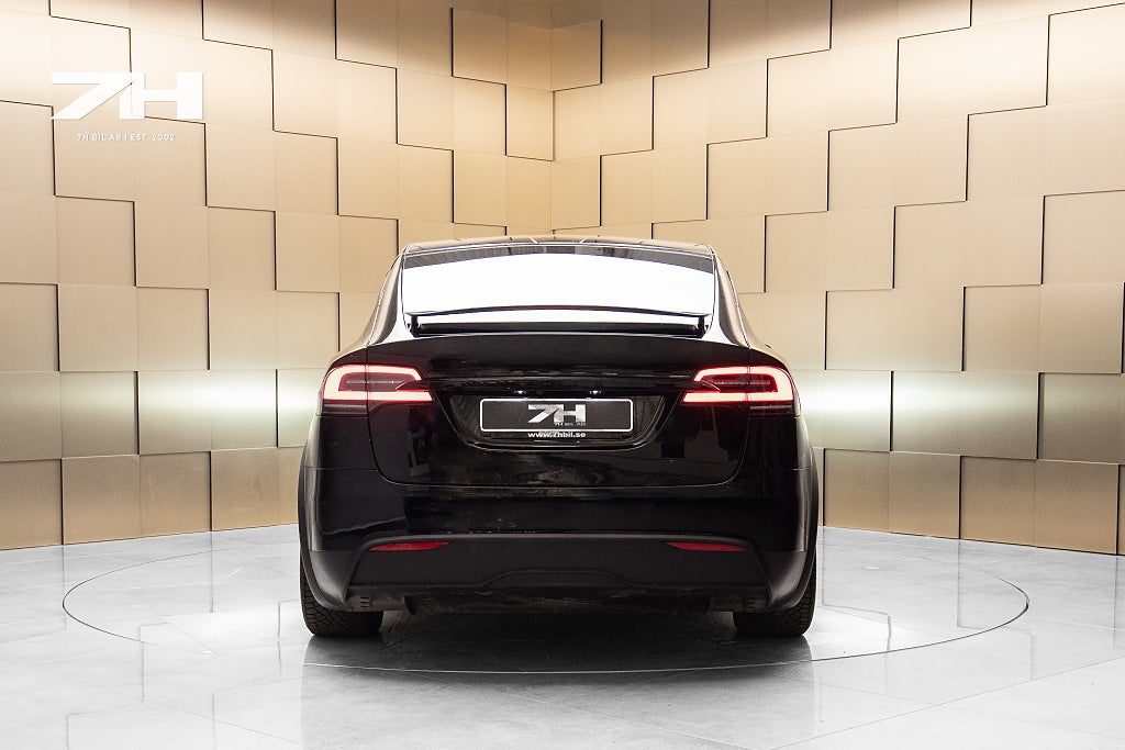 Tesla Model X Plaid / Uppdaterad Autopilot / 6-sits / Drag