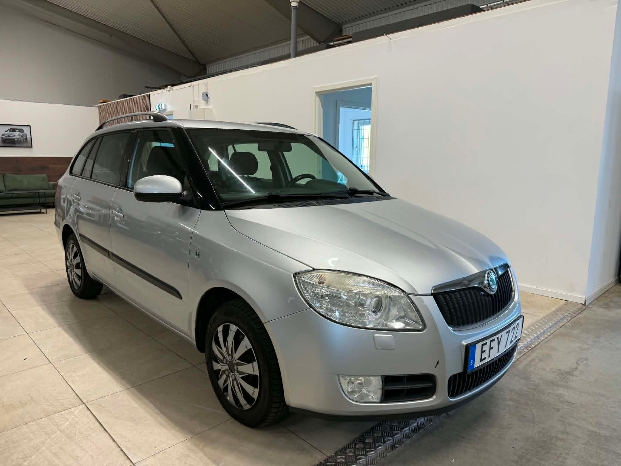 Skoda Fabia Kombi 1.4 Ambiente 86hk 2008, bild 7/36
